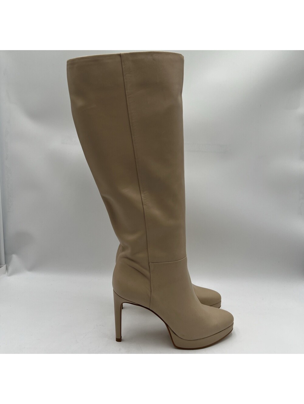 NWOB Women’s Vince Camuto Valeria High Heel Boots Beige Size 6.5M-WC/37